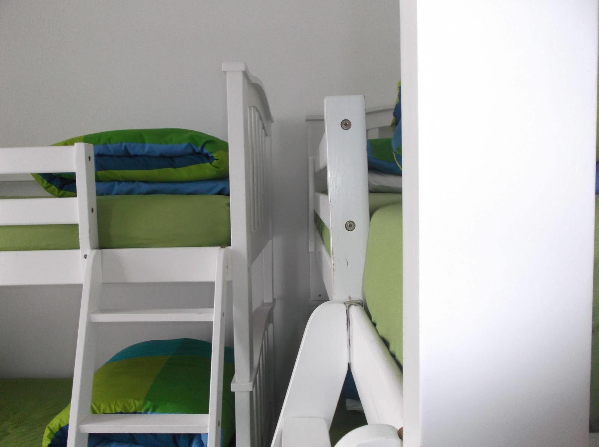 Fairman House Backpackers Bed and Breakfast Londonderry Εξωτερικό φωτογραφία