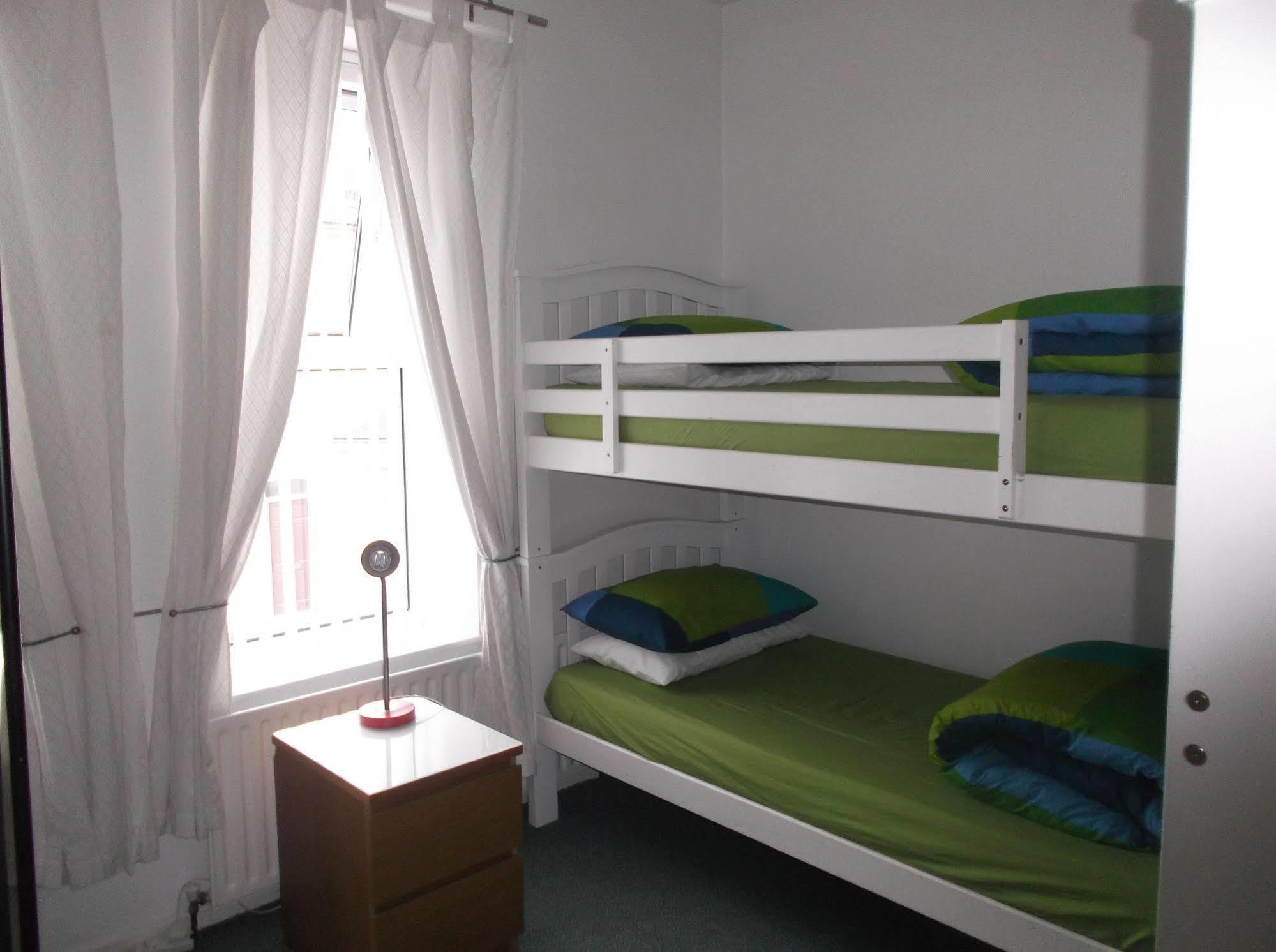 Fairman House Backpackers Bed and Breakfast Londonderry Εξωτερικό φωτογραφία