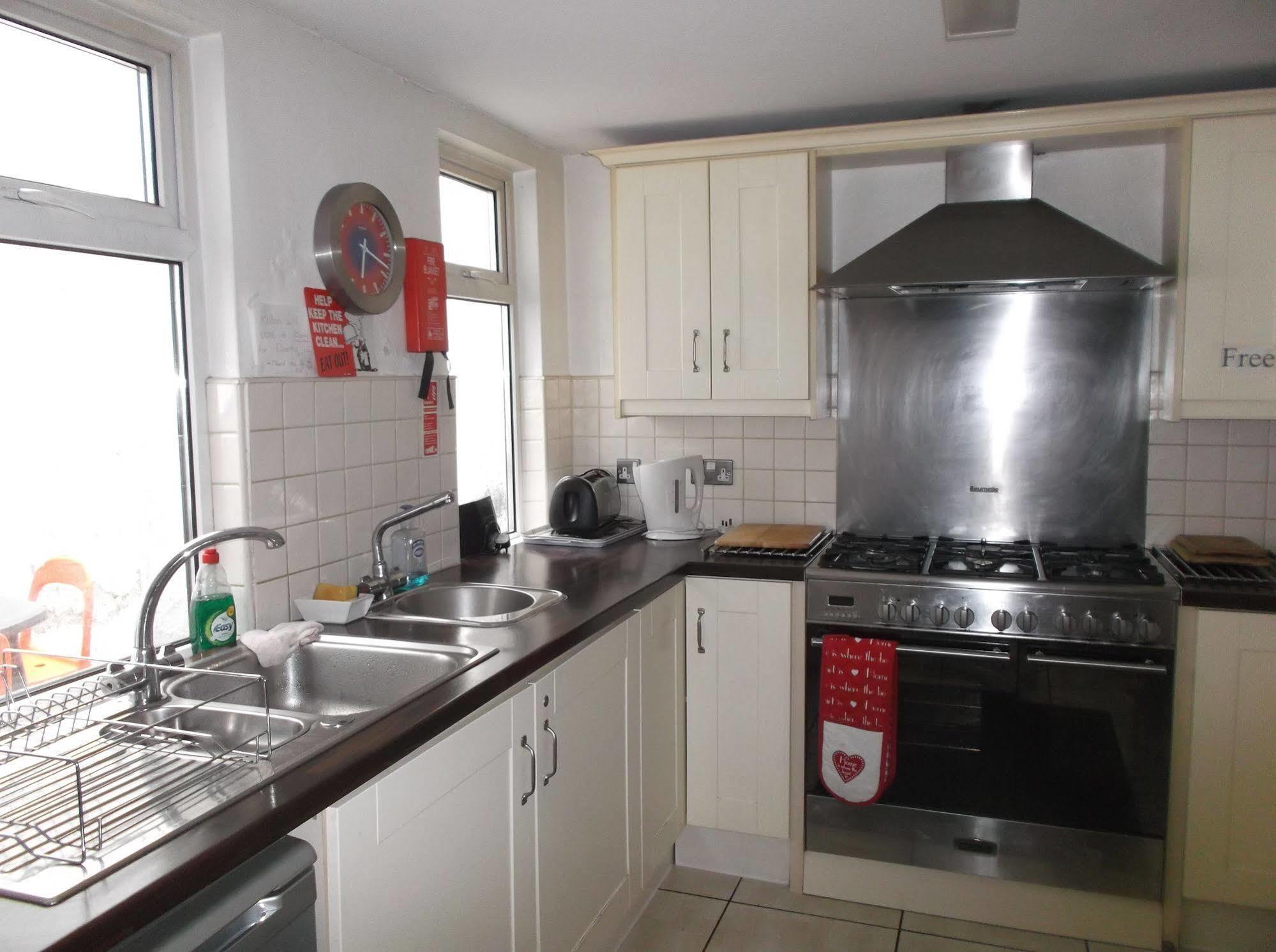 Fairman House Backpackers Bed and Breakfast Londonderry Εξωτερικό φωτογραφία